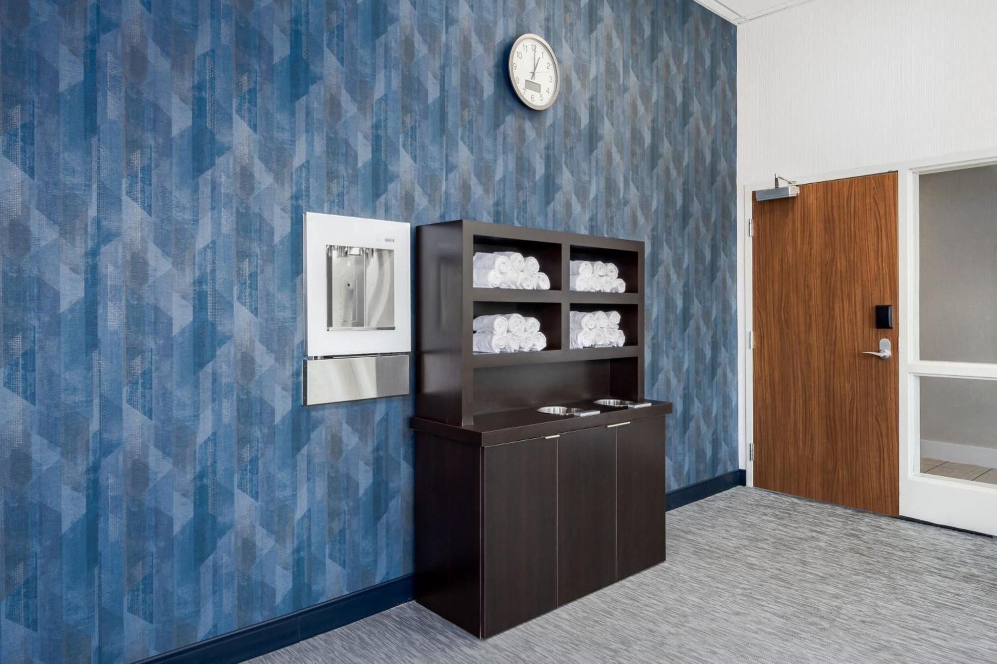 Courtyard By Marriott Columbus Phenix City Buitenkant foto