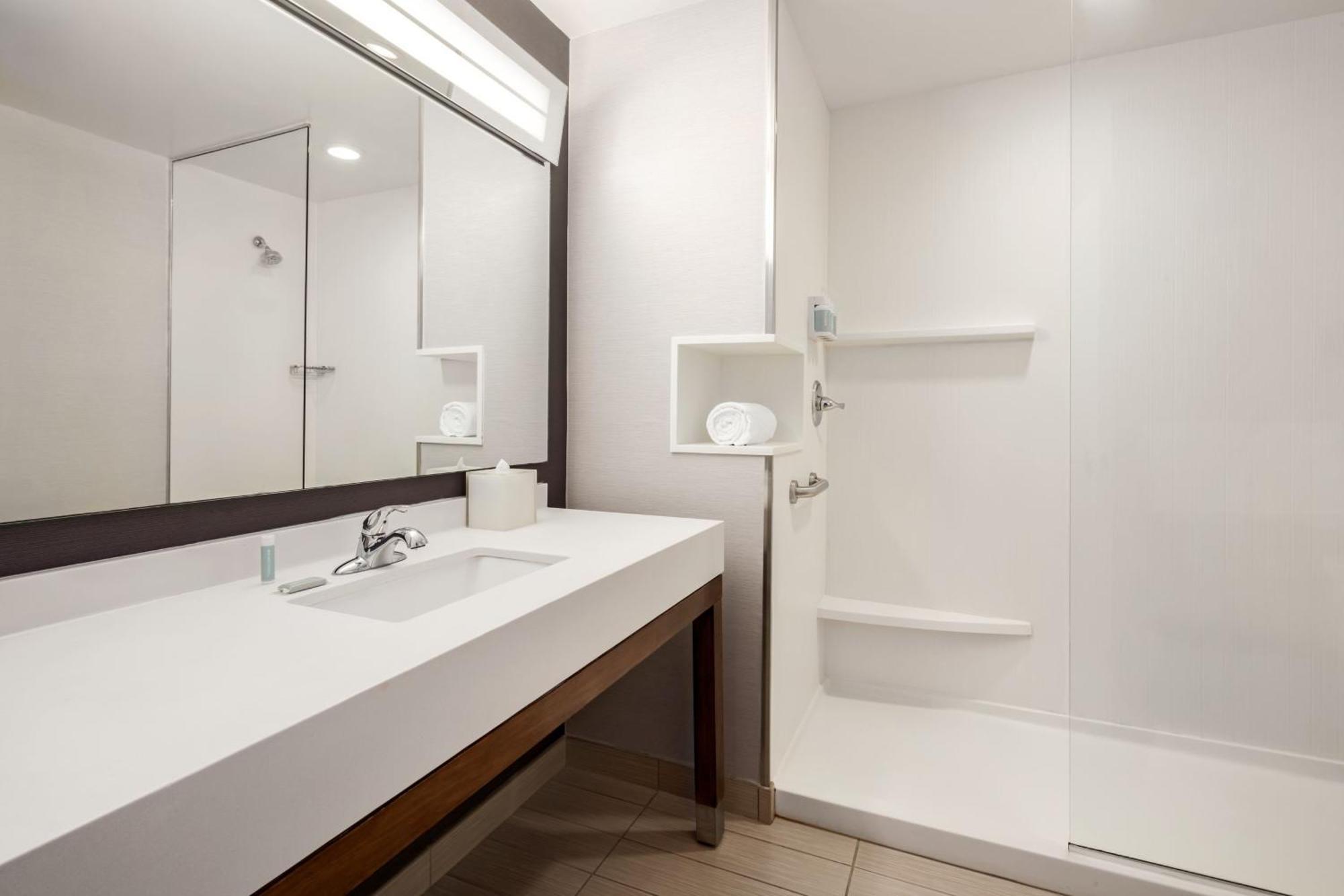 Courtyard By Marriott Columbus Phenix City Buitenkant foto