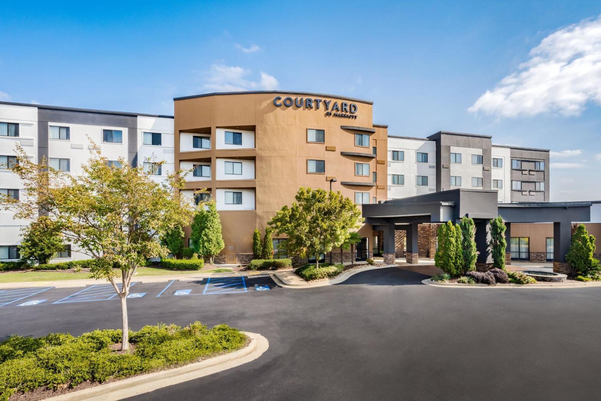 Courtyard By Marriott Columbus Phenix City Buitenkant foto